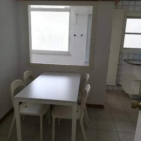 Pis Acollidor A L'eixample De Apartamento *